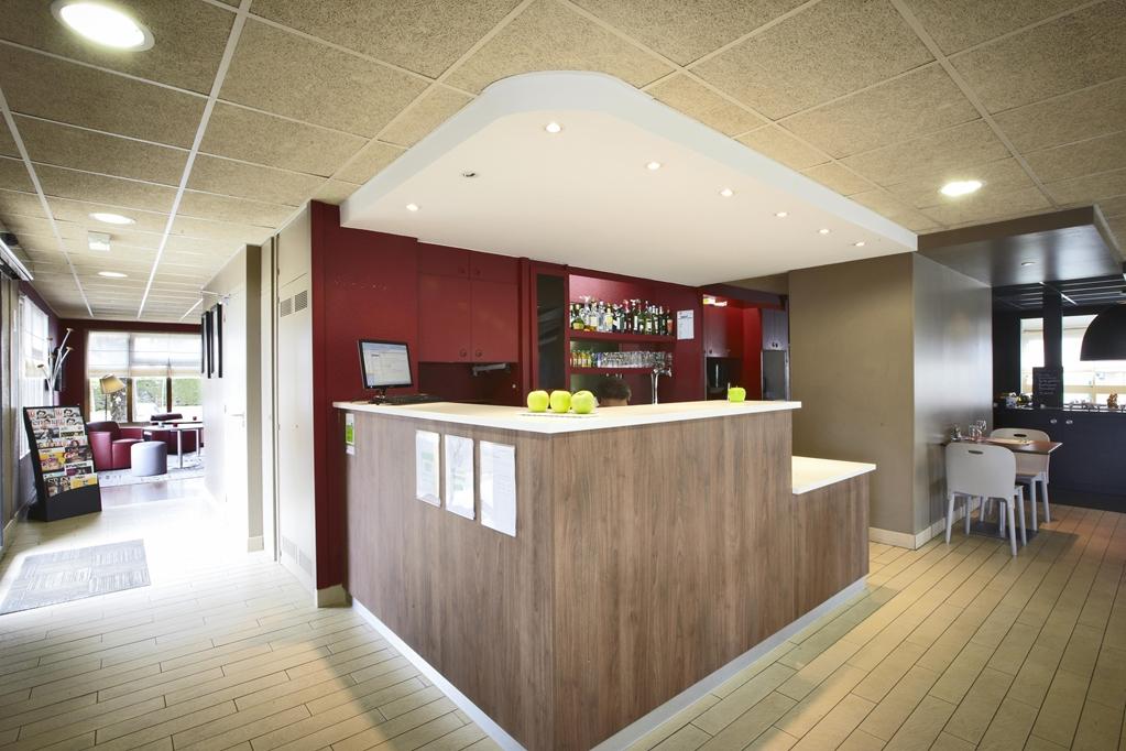 Campanile Est-bizanos 3* Pau